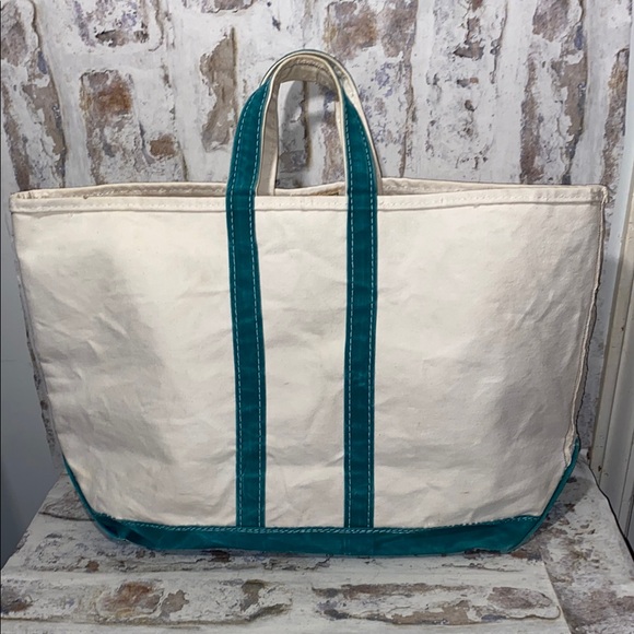 L.L. Bean Handbags - Vintage LL Bean Boat and Tote Crinkle Cut Blue and Green Tag